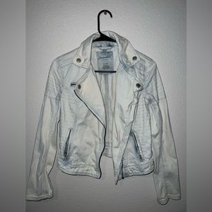 Women’s Denim Jacket